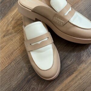 Elegant Tan and Cream Loafers for Women